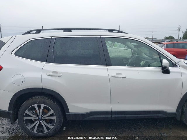 Subaru Forester Limited 2023 JF2SKAPC4PH532079 Image 13