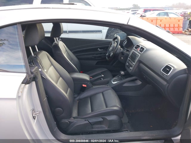 2010 VOLKSWAGEN EOS KOMFORT VIN: WVWBA7AH5AV016864