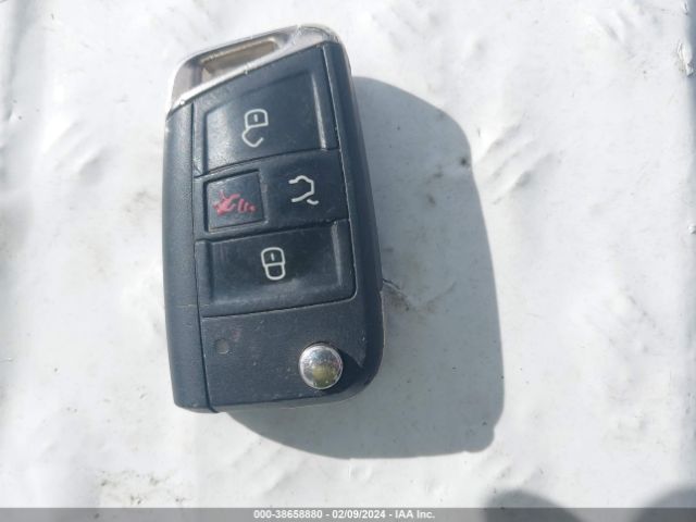 2019 VOLKSWAGEN TIGUAN 3VV2B7AX1KM074326 Photo 10