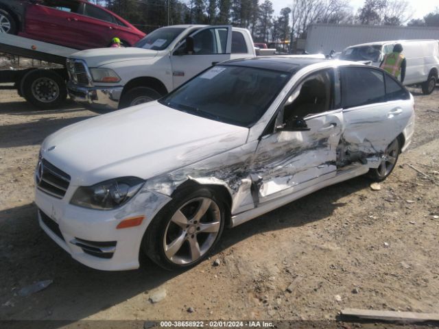 WDDGF4HB2EA963841 Mercedes-Benz C 250 Luxury/sport