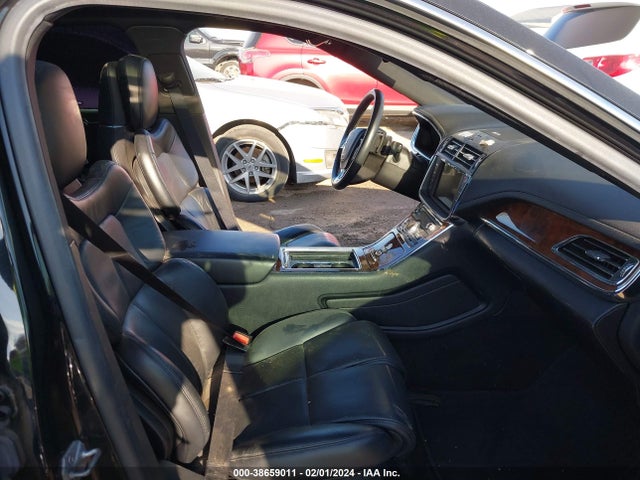 1LN6L9NP9K5609729 Lincoln Continental Reserve