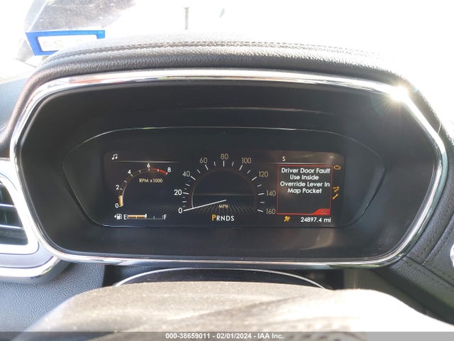 1LN6L9NP9K5609729 Lincoln Continental Reserve