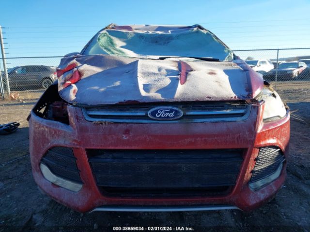 1FMCU9GX6GUB00000 Ford ESCAPE SE