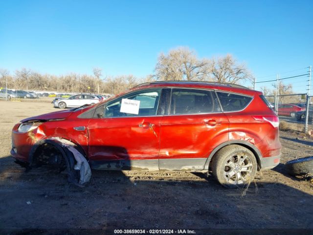 1FMCU9GX6GUB00000 Ford ESCAPE SE