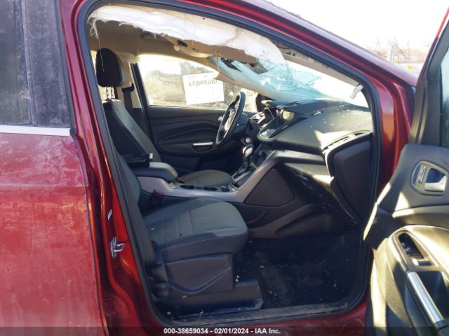 1FMCU9GX6GUB00000 Ford ESCAPE SE