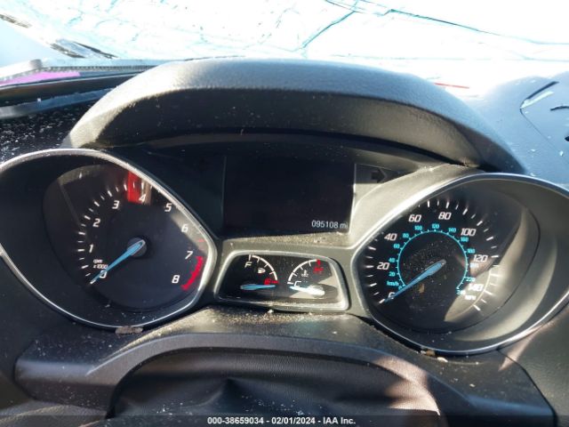 1FMCU9GX6GUB00000 Ford ESCAPE SE