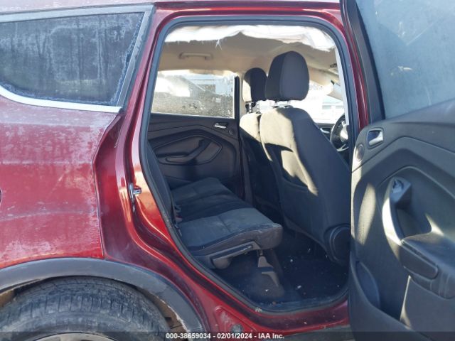 1FMCU9GX6GUB00000 Ford ESCAPE SE