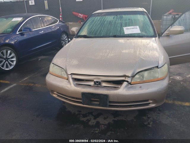2001 HONDA ACCORD 2.3 EX VIN: JHMCG66891C011313