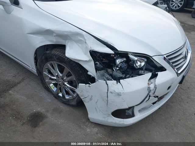 2011 LEXUS ES 350 VIN: JTHBK1EGXB2433118