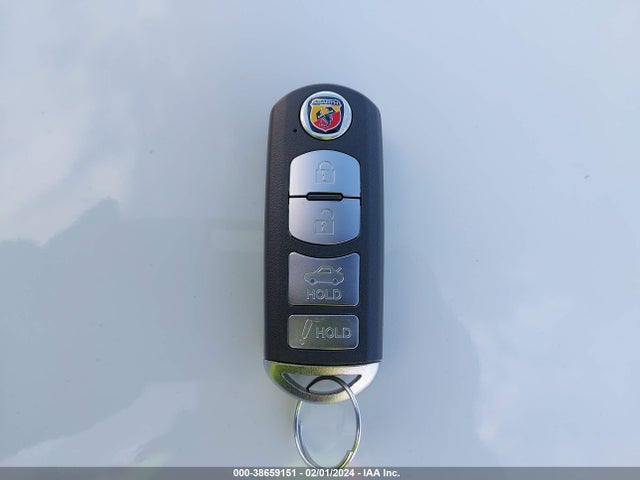 2019 FIAT 124 SPIDER JC1NFAEK7K0143595 Photo 10