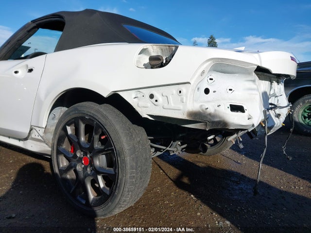 2019 FIAT 124 SPIDER JC1NFAEK7K0143595 Photo 5