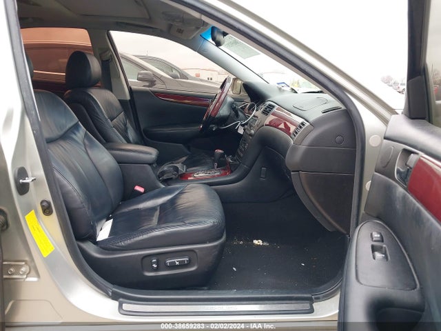 2004 LEXUS ES 330 VIN: JTHBA30G945031873