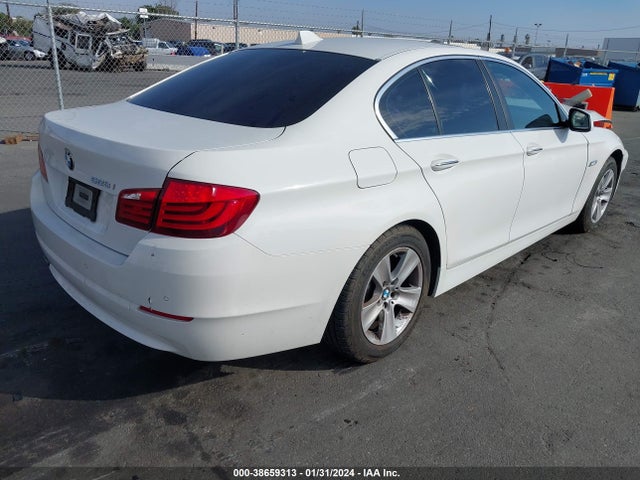 2013 BMW 528I VIN: WBAXG5C58DD232341