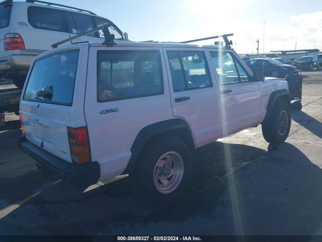 1988 JEEP CHEROKEE VIN: 1JCMT7817JT120181