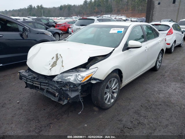 Toyota CAMRY XLE 2016 4T1BF1FK5GU121689 Image 2