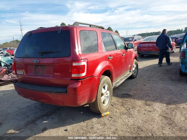 2008 FORD ESCAPE XLT VIN: 1FMCU03148KA82588