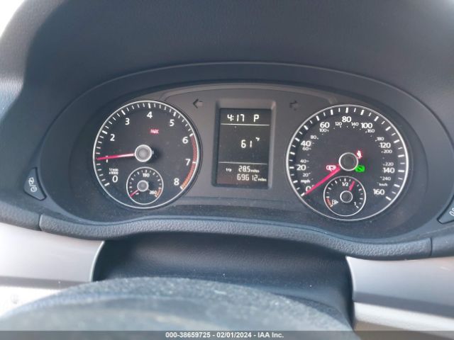 1VWAT7A34FC107702 Volkswagen Passat 1.8t Limited Edition