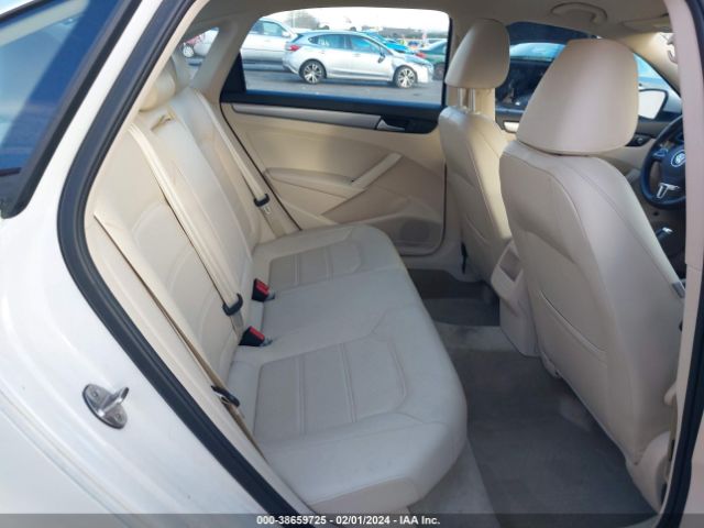 1VWAT7A34FC107702 Volkswagen Passat 1.8t Limited Edition