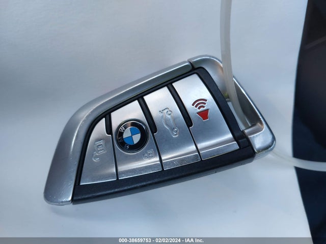 BMW M550i Xdrive 2020 WBAJS7C08LCD74183 Image 11