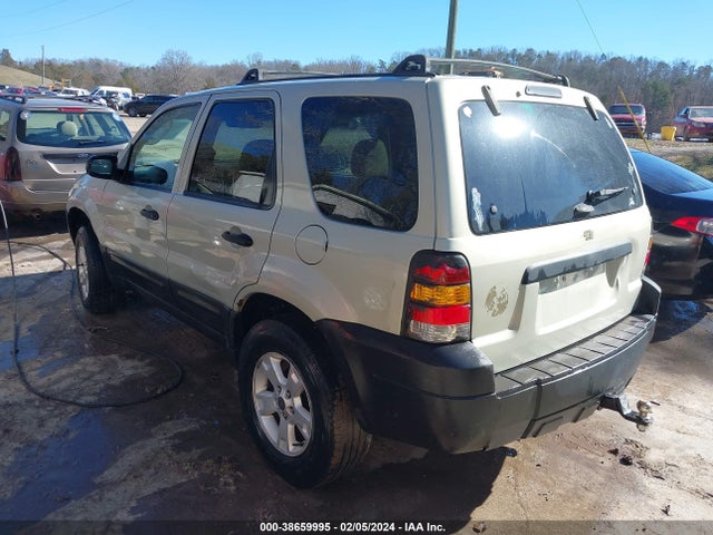 2005 FORD ESCAPE XLT VIN: 1FMYU031X5DA13619