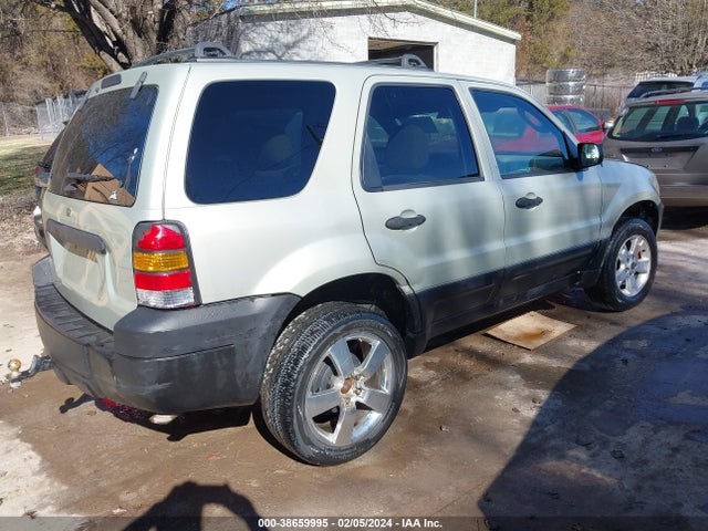 2005 FORD ESCAPE XLT VIN: 1FMYU031X5DA13619