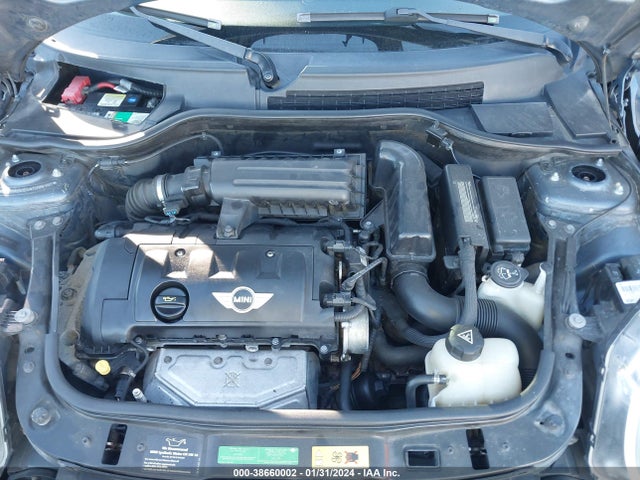 2010 MINI COOPER WMWMR3C5XATU98107 Photo 9