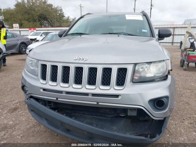 1C4NJDBB0GD690196 Jeep Compass Sport