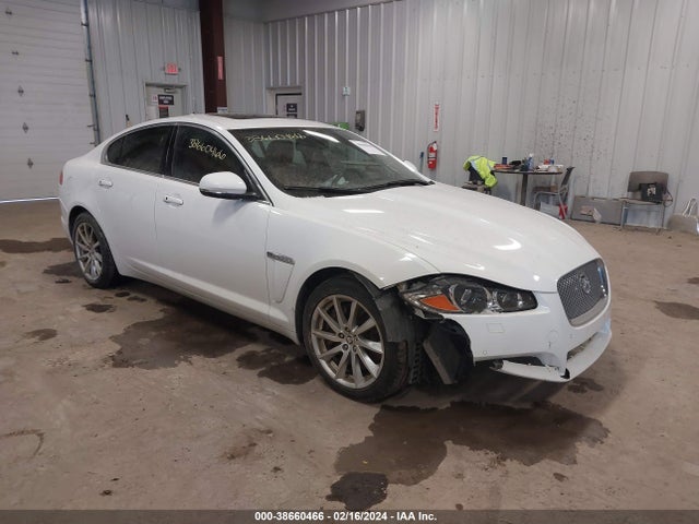 2013 JAGUAR XF SAJWA0ES9DPS89007 Photo 0