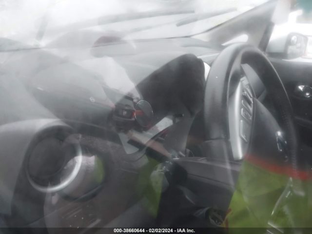 3N1CE2CP8GL368381 Nissan VERSA NOTE