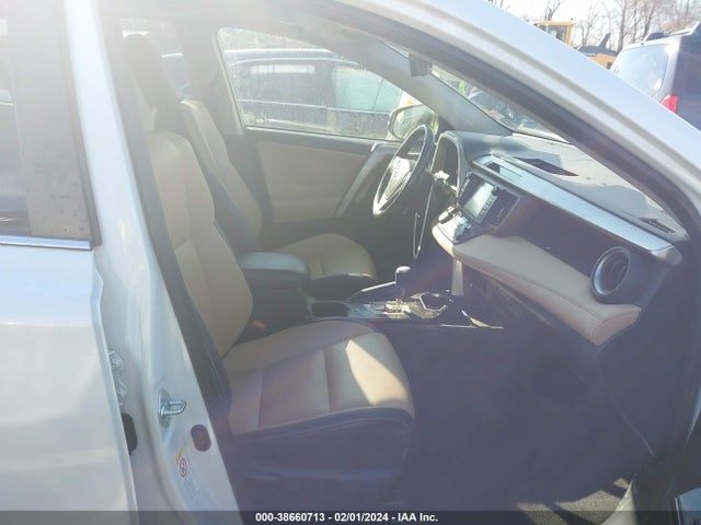 Toyota Rav4 Limited 2018 JTMDFREV6JJ243736 Image 5