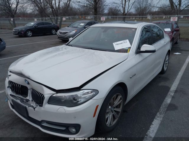 WBA5A7C55GG148016 BMW 528i Xdrive