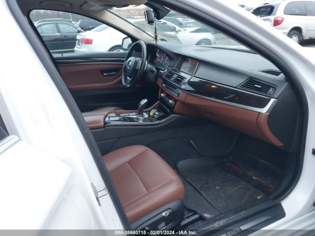 WBA5A7C55GG148016 BMW 528i Xdrive