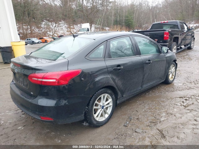 Ford FOCUS SE 2016 1FADP3F24GL265557 Image 4