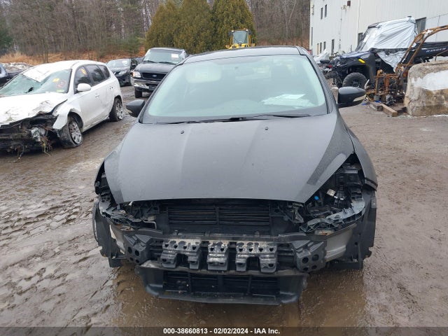 Ford FOCUS SE 2016 1FADP3F24GL265557 Image 6