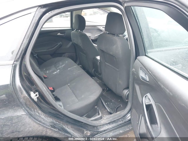 Ford FOCUS SE 2016 1FADP3F24GL265557 Image 8