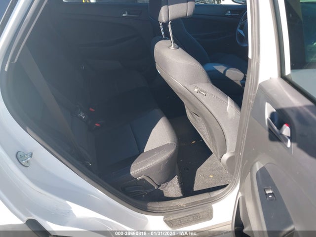 Hyundai Tucson Night 2017 KM8J33A27HU540166 Image 8