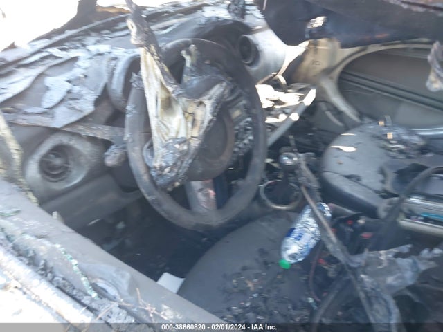 2005 MINI COOPER WMWRC33405TC58345 Photo 6