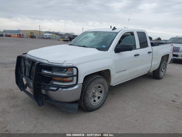Chevrolet Silverado 1500 Ls 2018 1GCVKNEC0JZ236919 Image 2