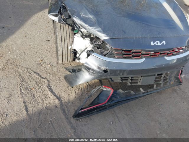 3KPF54AD2NE469321 KIA Forte Gt-line