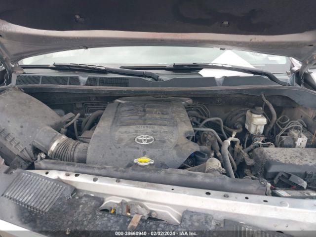 5TFEM5F17GX100136 Toyota Tundra Sr5 4.6l V8