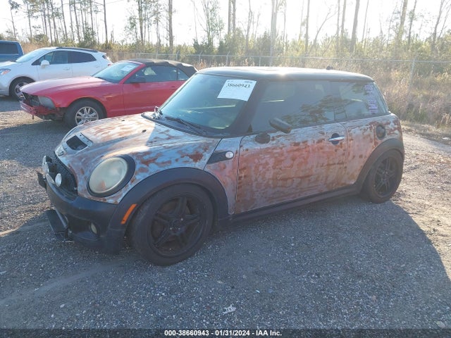 2007 MINI COOPER S WMWMF73527TV31528 Photo 1