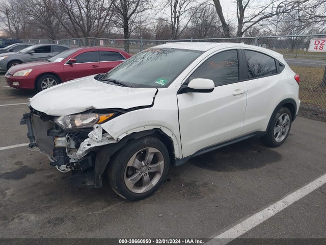Honda HR-V LX 2018 3CZRU6H31JM713916 Image 2