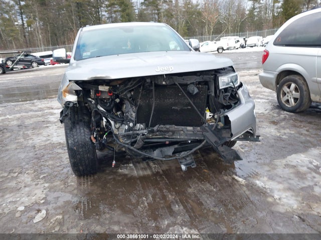 1C4RJFBG3JC181001 Jeep Grand Cherokee Limited 4x4