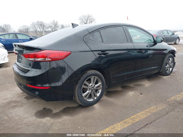 2017 HYUNDAI ELANTRA SE VIN: 5NPD84LF5HH124846