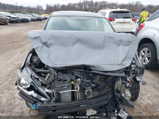 2018 NISSAN SENTRA SR TURBO VIN: 3N1CB7AP6JY231149