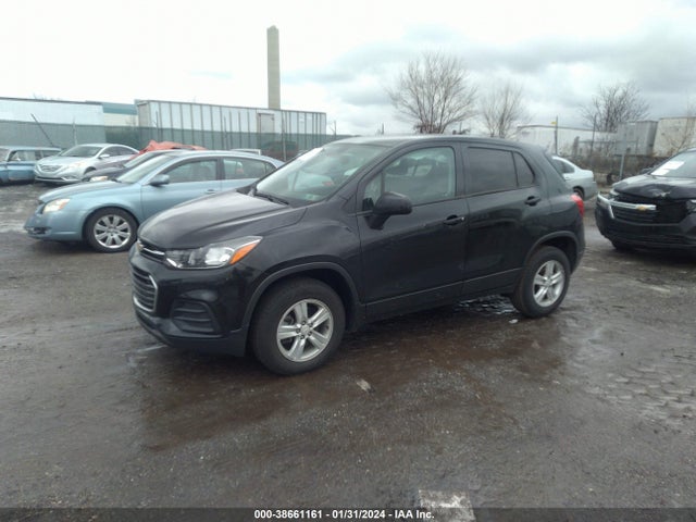 Chevrolet Trax Awd Ls 2020 KL7CJNSB0LB092139 Image 2
