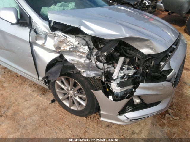 Hyundai SONATA SE 2018 5NPE24AF1JH614943 Image 6