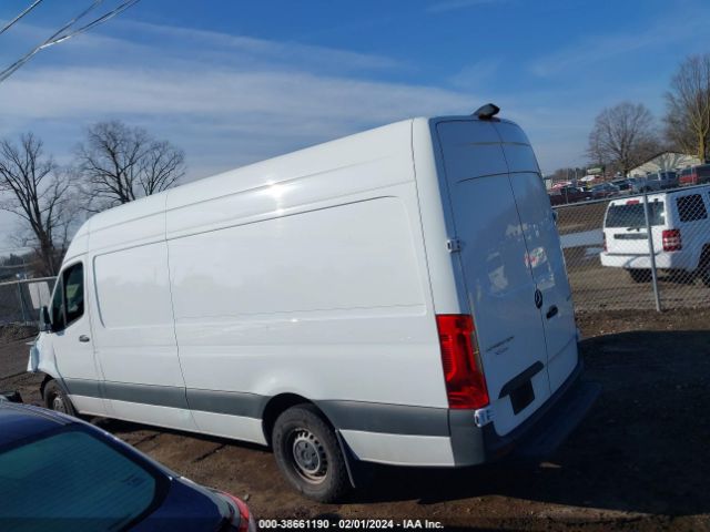 W1W40CHY4MT055640 Mercedes-Benz Sprinter 2500 High Roof I4