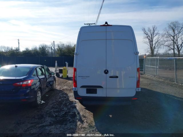 W1W40CHY4MT055640 Mercedes-Benz Sprinter 2500 High Roof I4