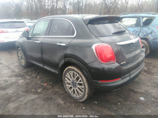 2017 FIAT 500X ZFBCFYDB2HP521832 Photo 2